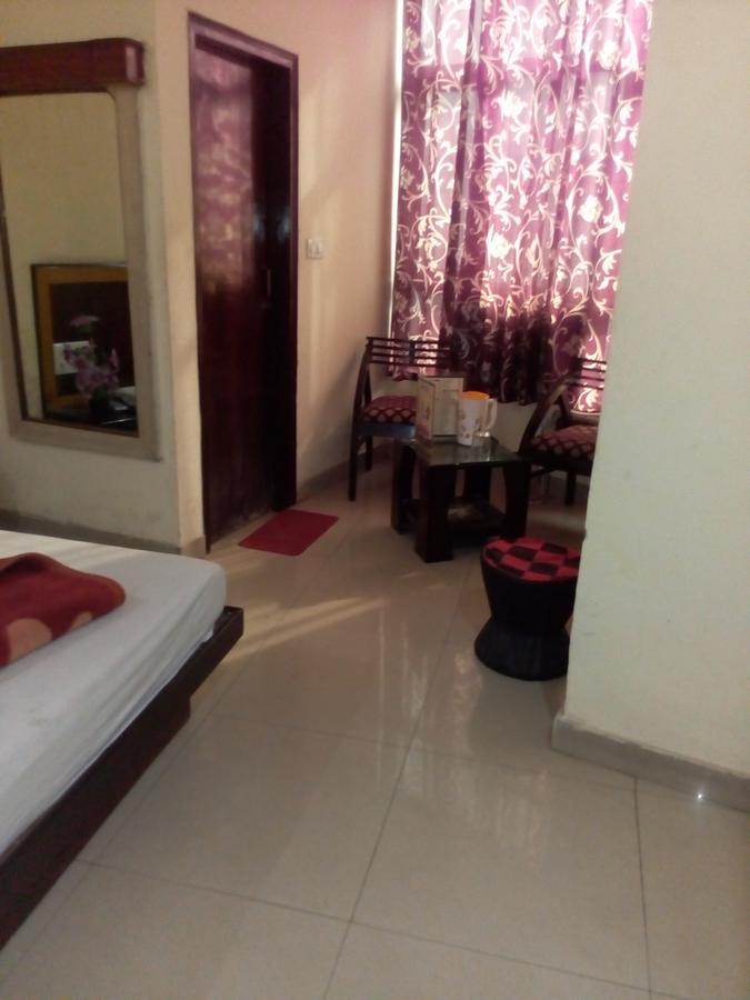Star International Hotel Új-Delhi Kültér fotó